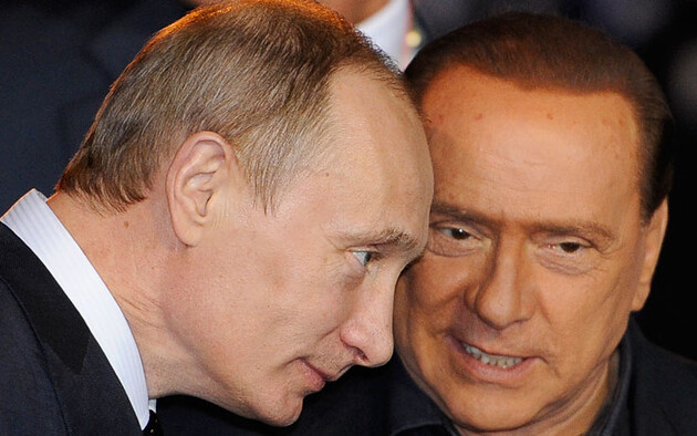 У МЗС відреагували на заяви Берлусконі про Зеленського: спроба поцілувати кроваві руки Путіна